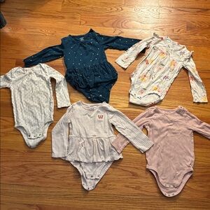 5 Carters long sleeve onesies 24 months